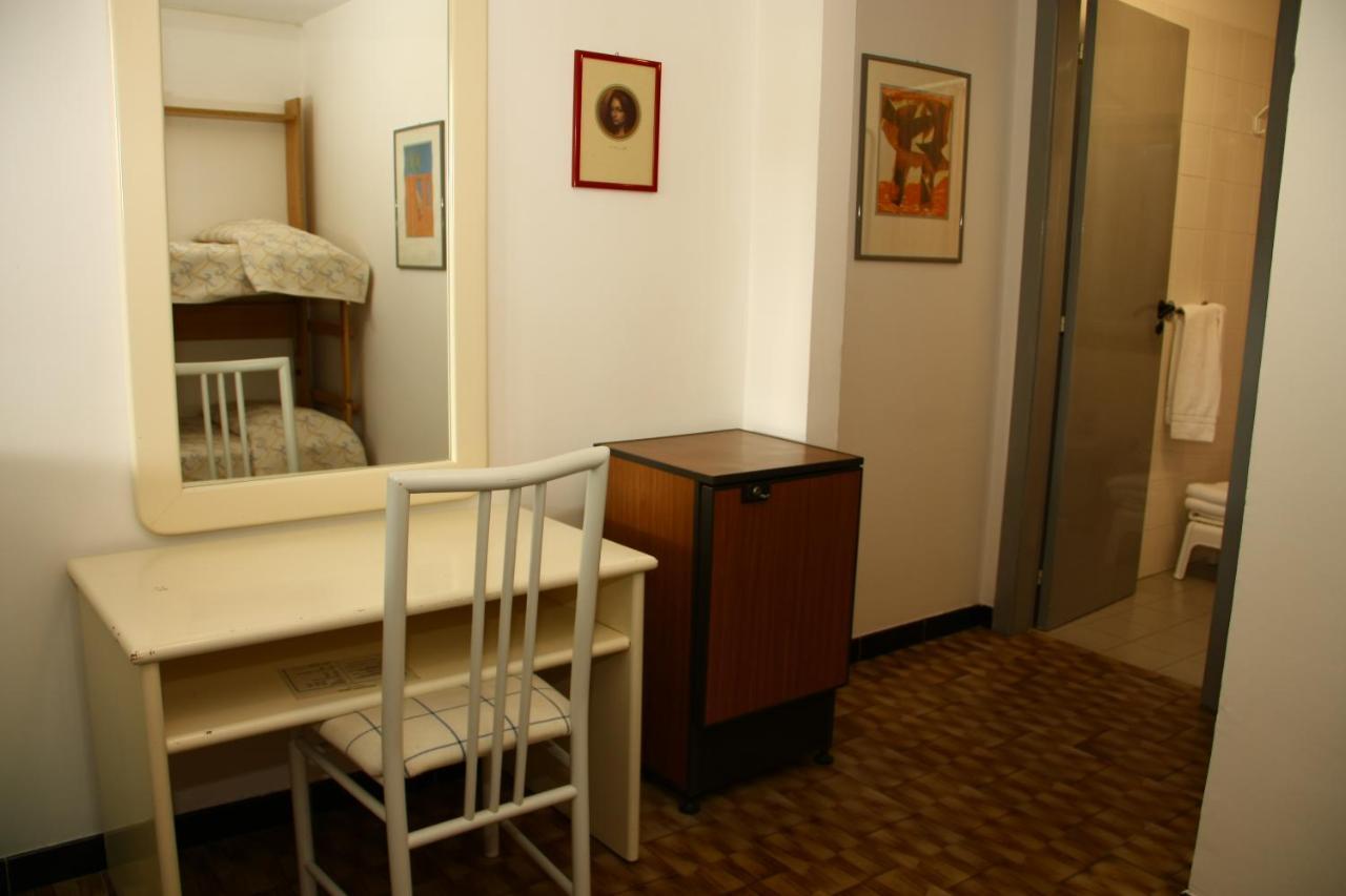 Hotel Parco delle Viole Paestum Esterno foto