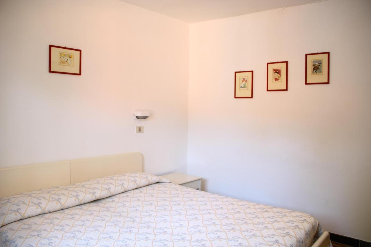 Hotel Parco delle Viole Paestum Esterno foto