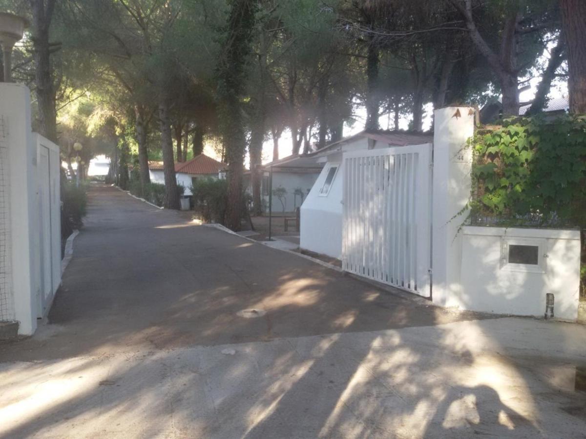 Hotel Parco delle Viole Paestum Esterno foto