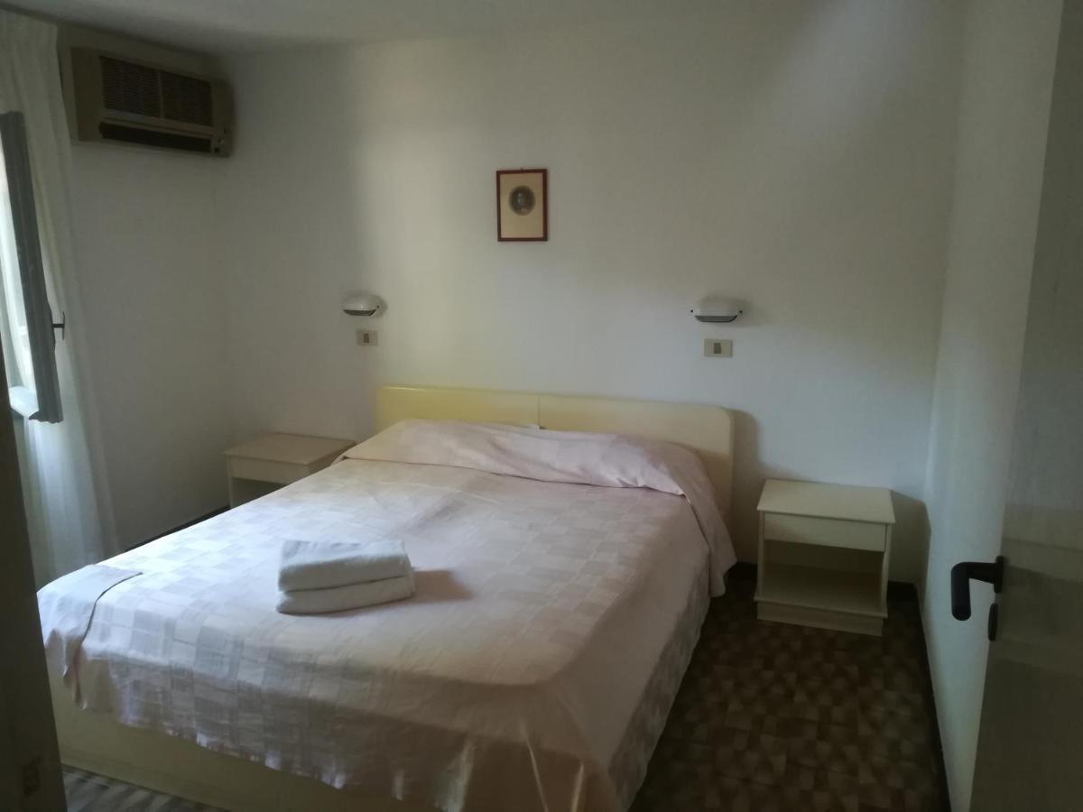 Hotel Parco delle Viole Paestum Esterno foto